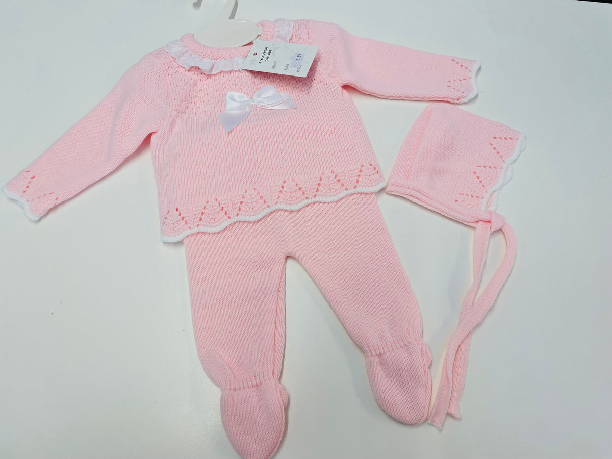 Adorable 3pc pink Knit set 26/230