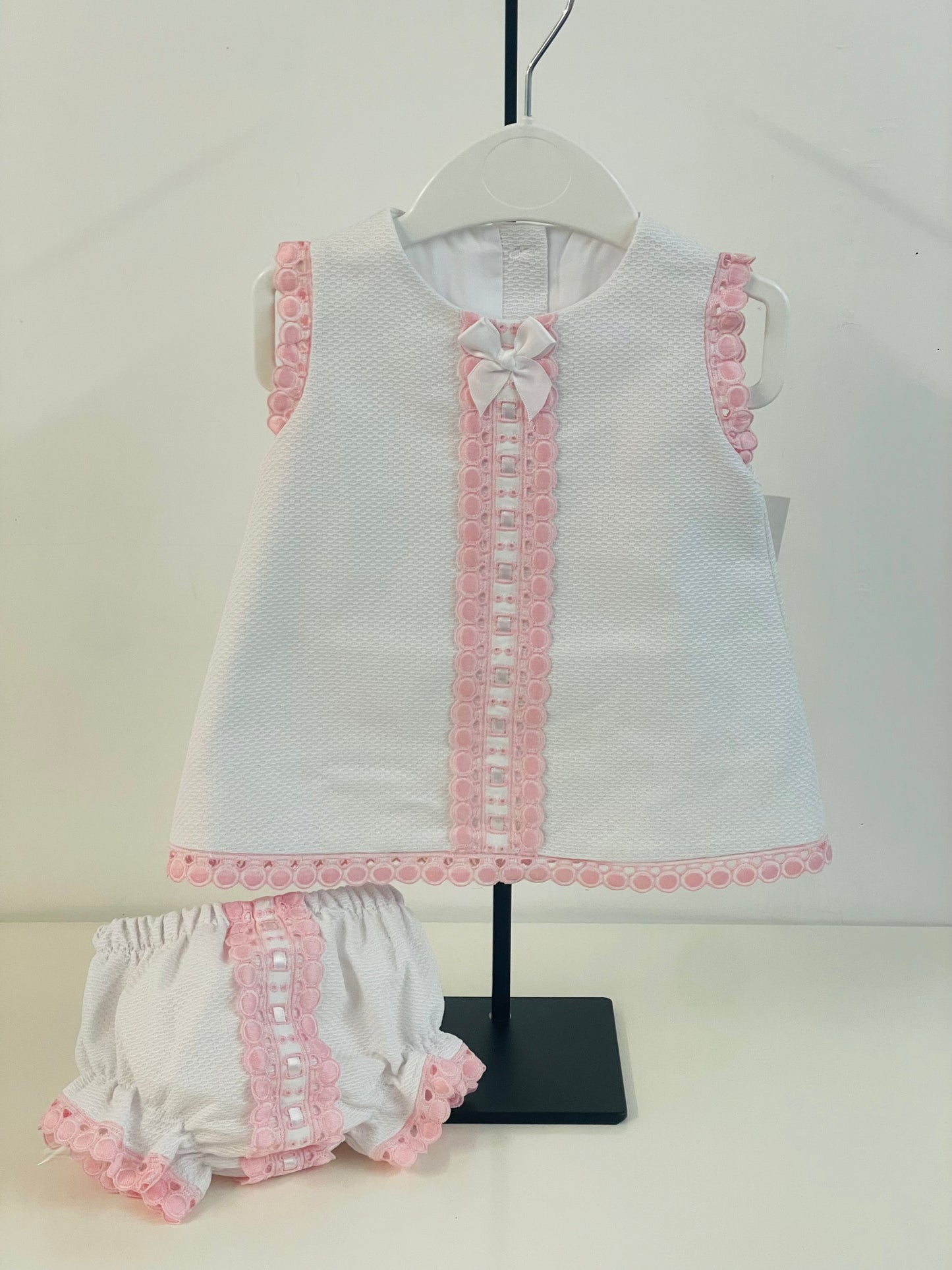 Adorable White/pink Dress set SG224 SS26