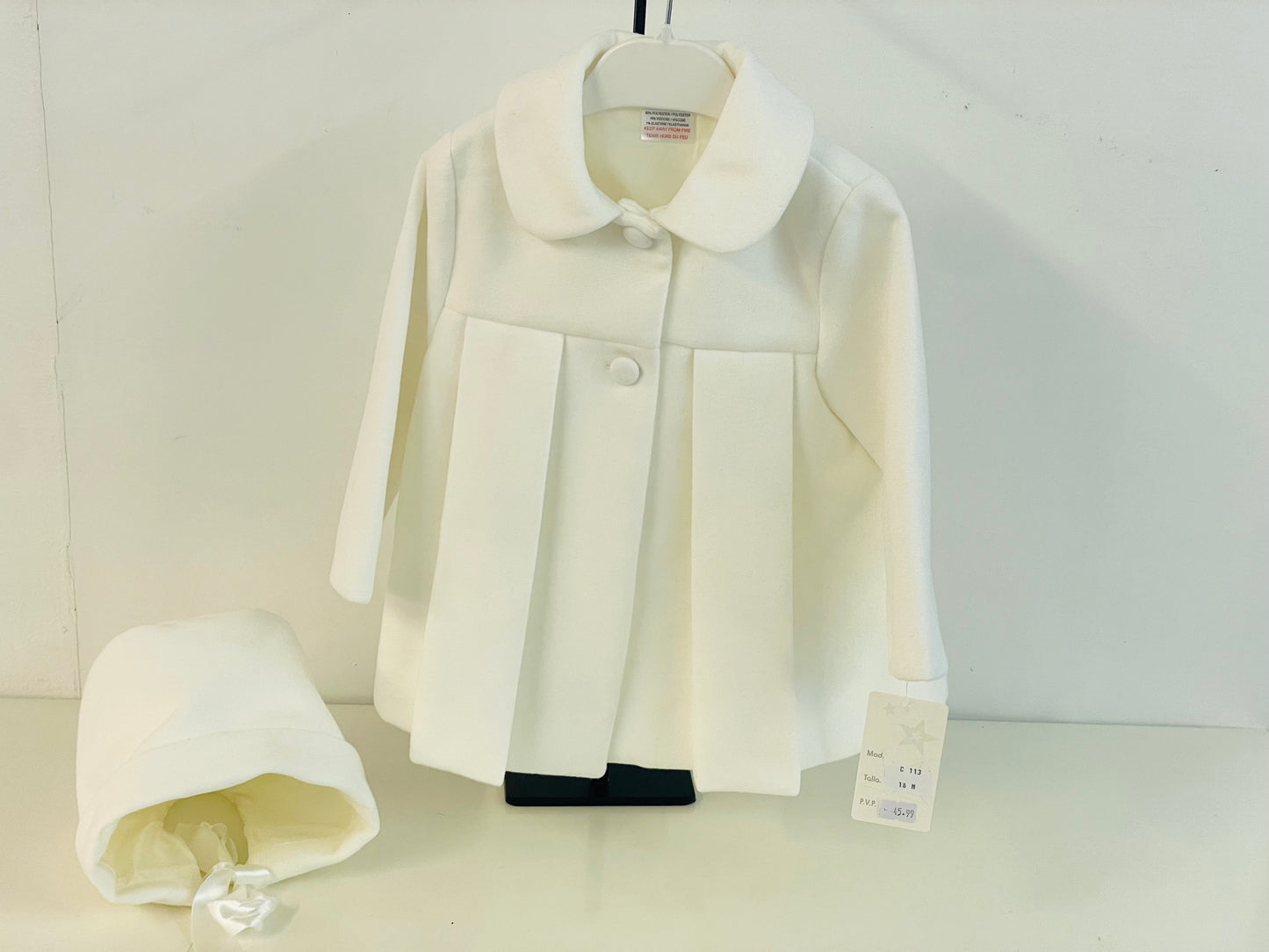 Adorable Cream girls traditional tailored coat and bonnet C145