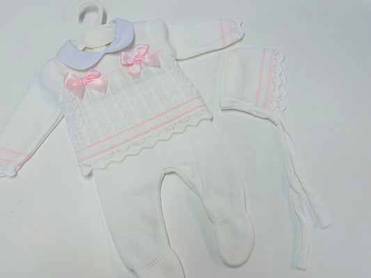 Adorable White/pink Knit 3pc set 26/231