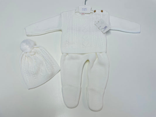 Adorable White Knit Set c3020
